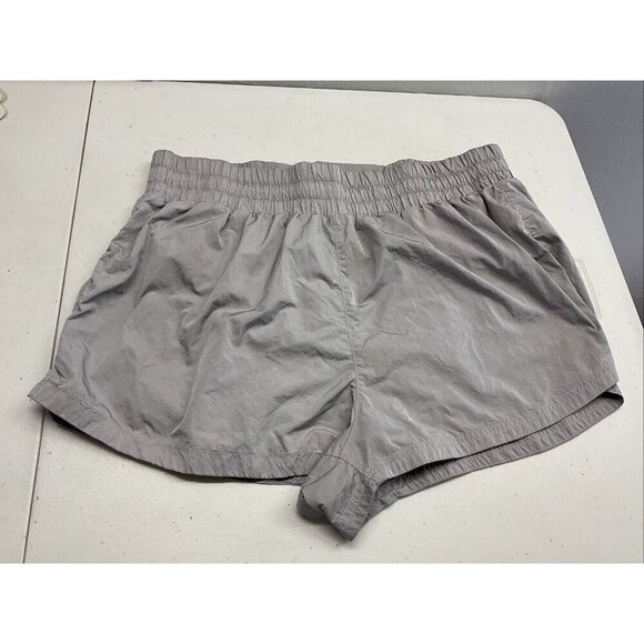 Varley Kallin‎ Running Shorts metallic lilac purple built in brief size XL - Picture 1 of 8